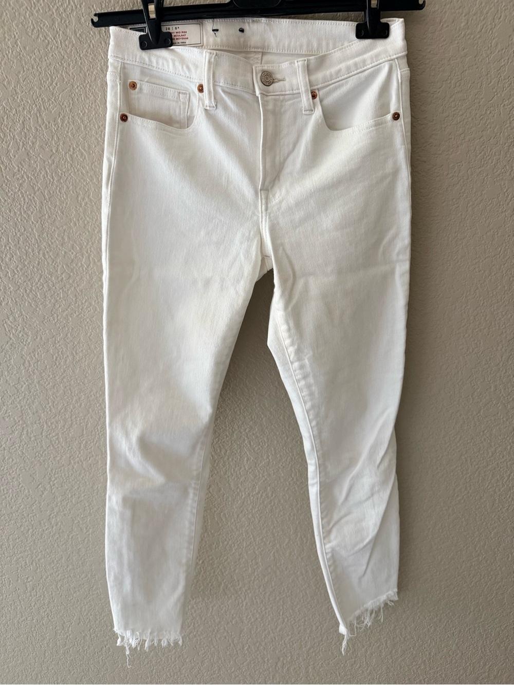 GAP White Cropped High-Rise Slim Jeans
